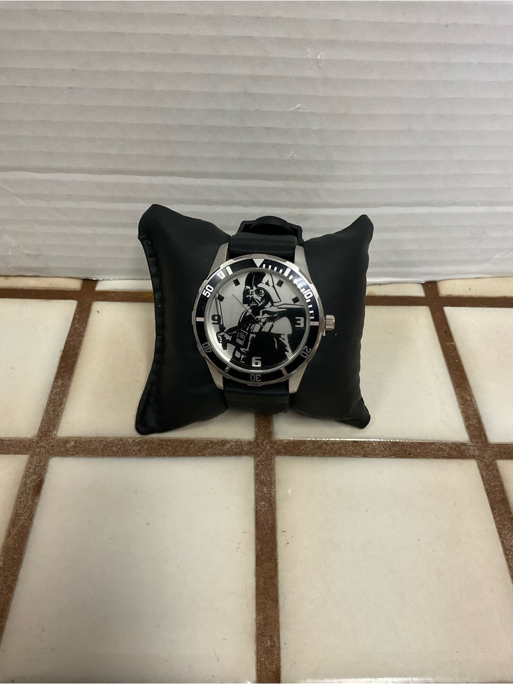 Black Darth Vader Men's Watch - Unbranded